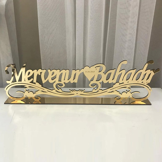 Masa Arkasına Aynalı Pleksi Lazer Harf Kesim 50x20 Cm Boyut